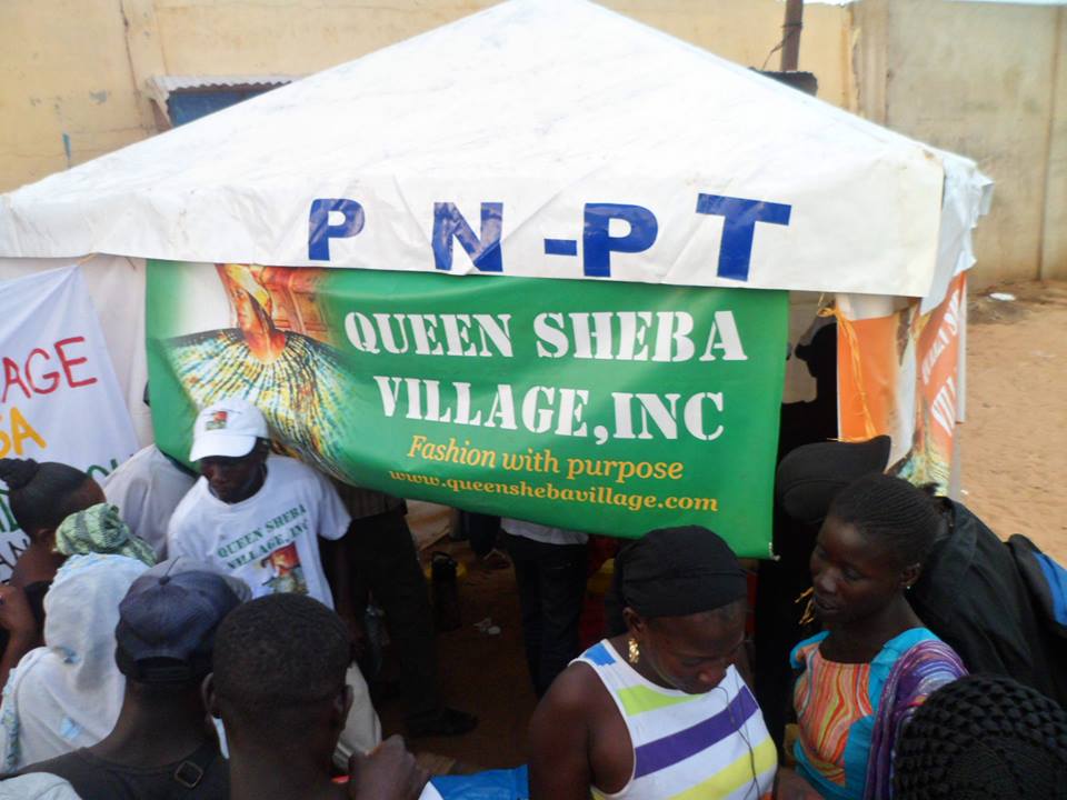 600256_560427964013552_1804155030_n