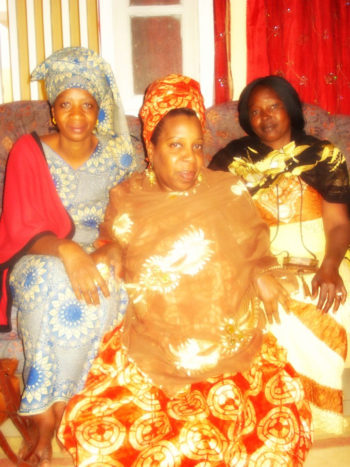 730666_4835905348365_1448491099_n